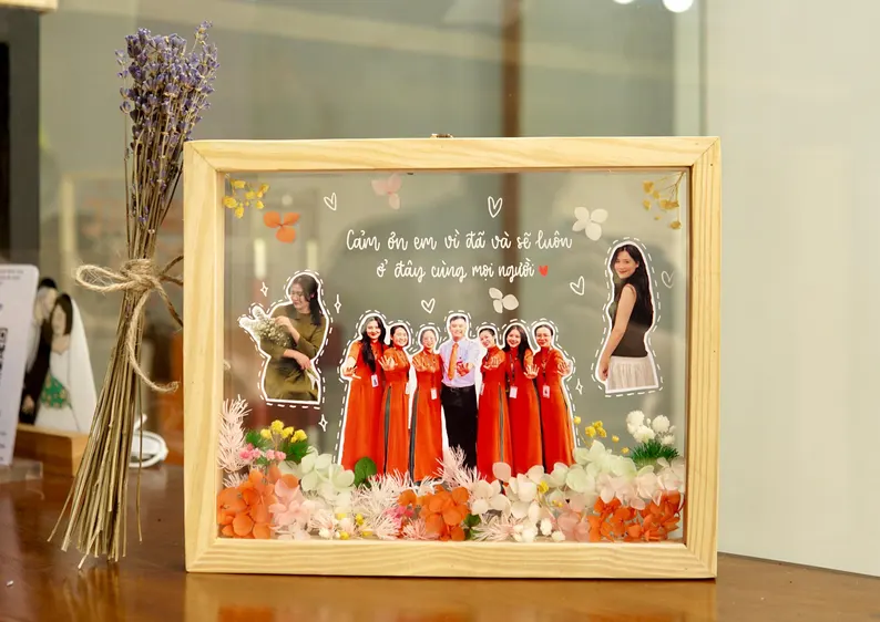 Handcrafted 3D Dried Flower Art Frame